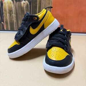 Nike Air Jordan 1 Kids Black and Yellow Sneakers Size 11C